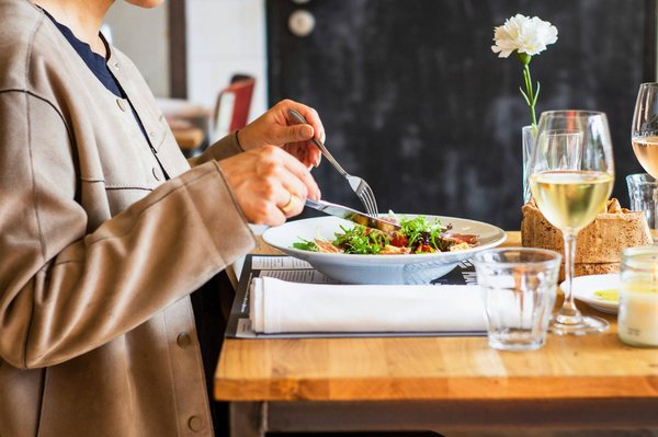 Découvrez le charme culinaire d'Oppoca Ainhoa restaurant